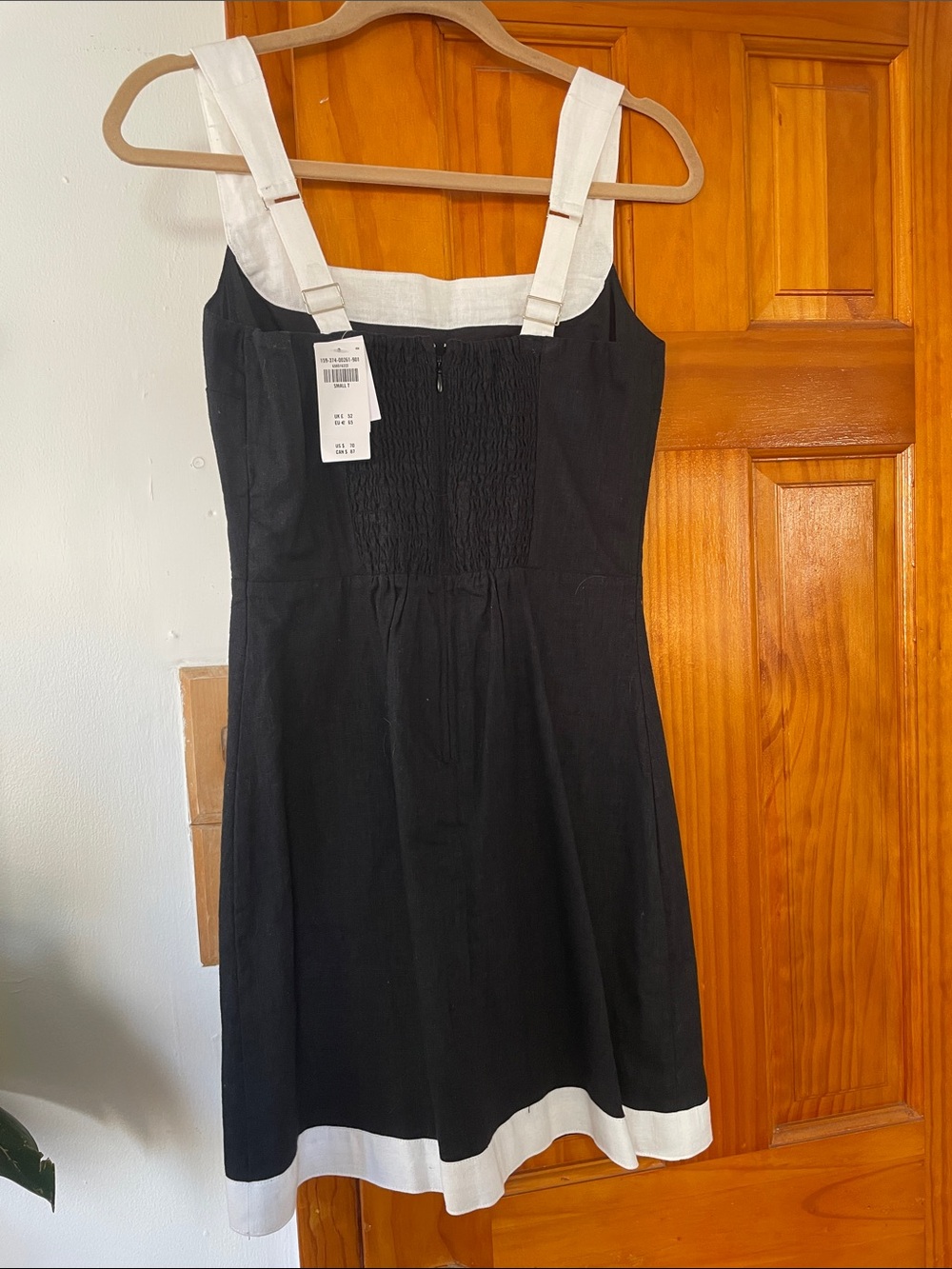 Abercrombie & Fitch Black Mini Dress with White Trim - Picture 2 of 4